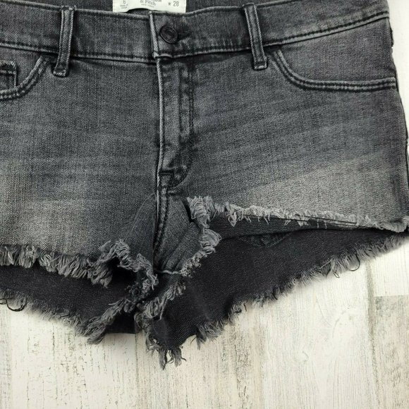 Abercrombie And Fitch Women's  Bootie Shorts Denim Black Size 6 (32x20)EUC - Picture 3 of 7